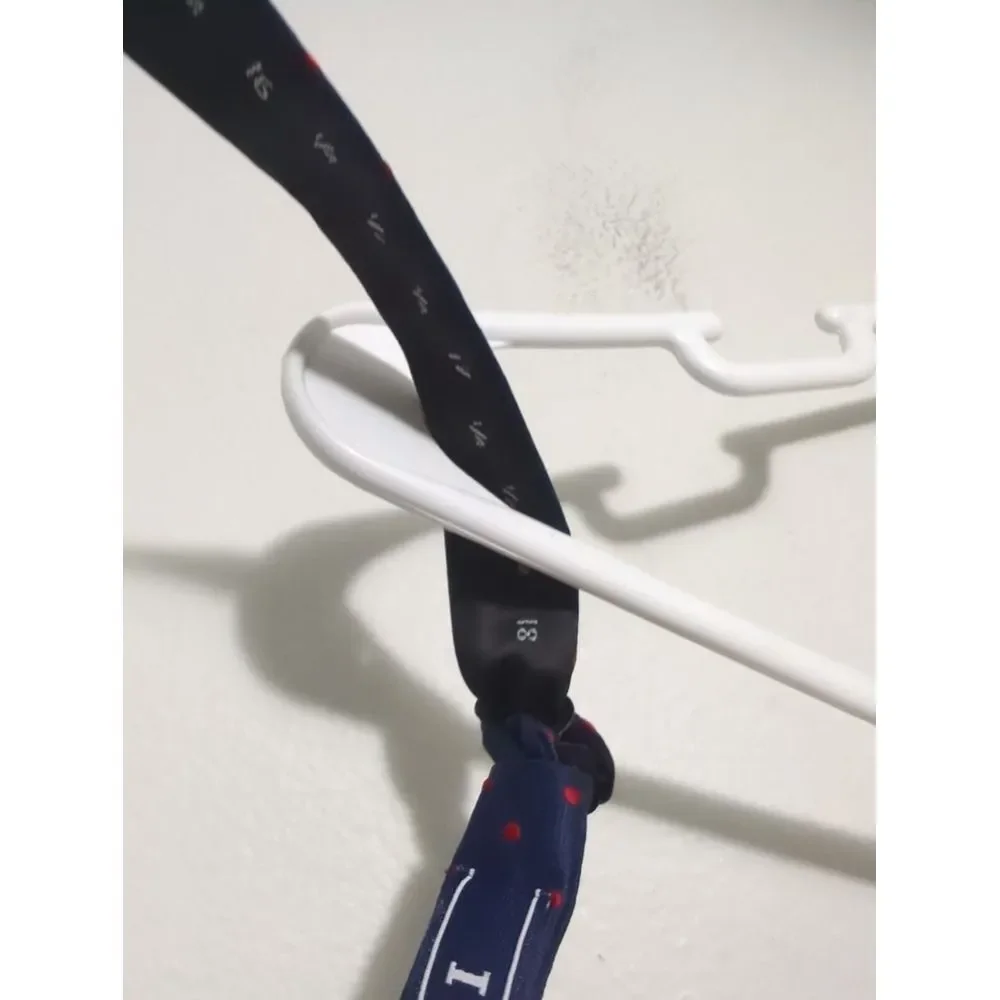 IZOD Mens Navy Blue Red Polka Dot Herringbone Self-Tie Adjustable Bow Tie‎